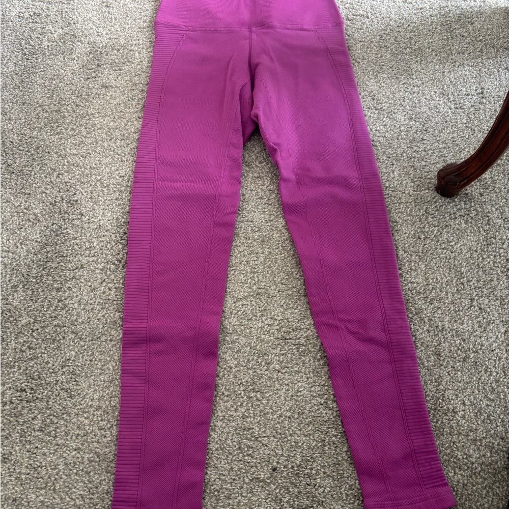 Avocado Women's Leggings - Vibrant Purple